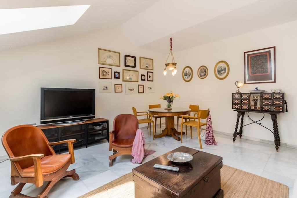 Apartamentos Rg, San Vicente 22 Sevilla Kültér fotó