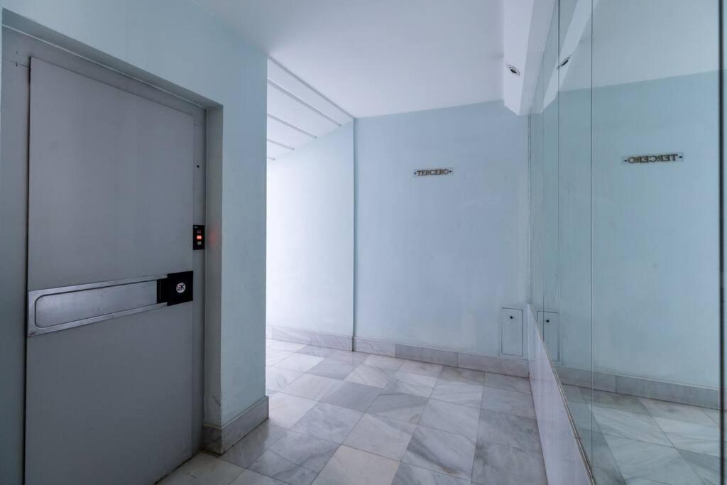 Apartamentos Rg, San Vicente 22 Sevilla Kültér fotó