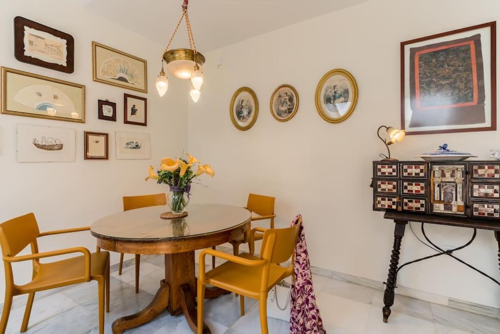 Apartamentos Rg, San Vicente 22 Sevilla Kültér fotó