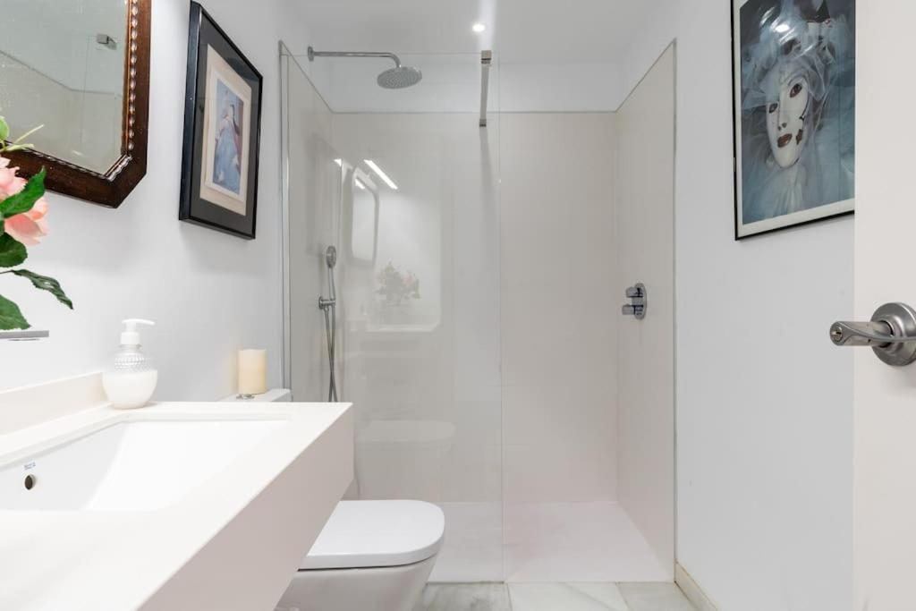 Apartamentos Rg, San Vicente 22 Sevilla Kültér fotó